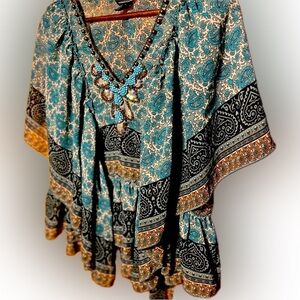 🦋BOHO-STYLE Embellished Kaftan Blouse with Flutter Sleeves🦋